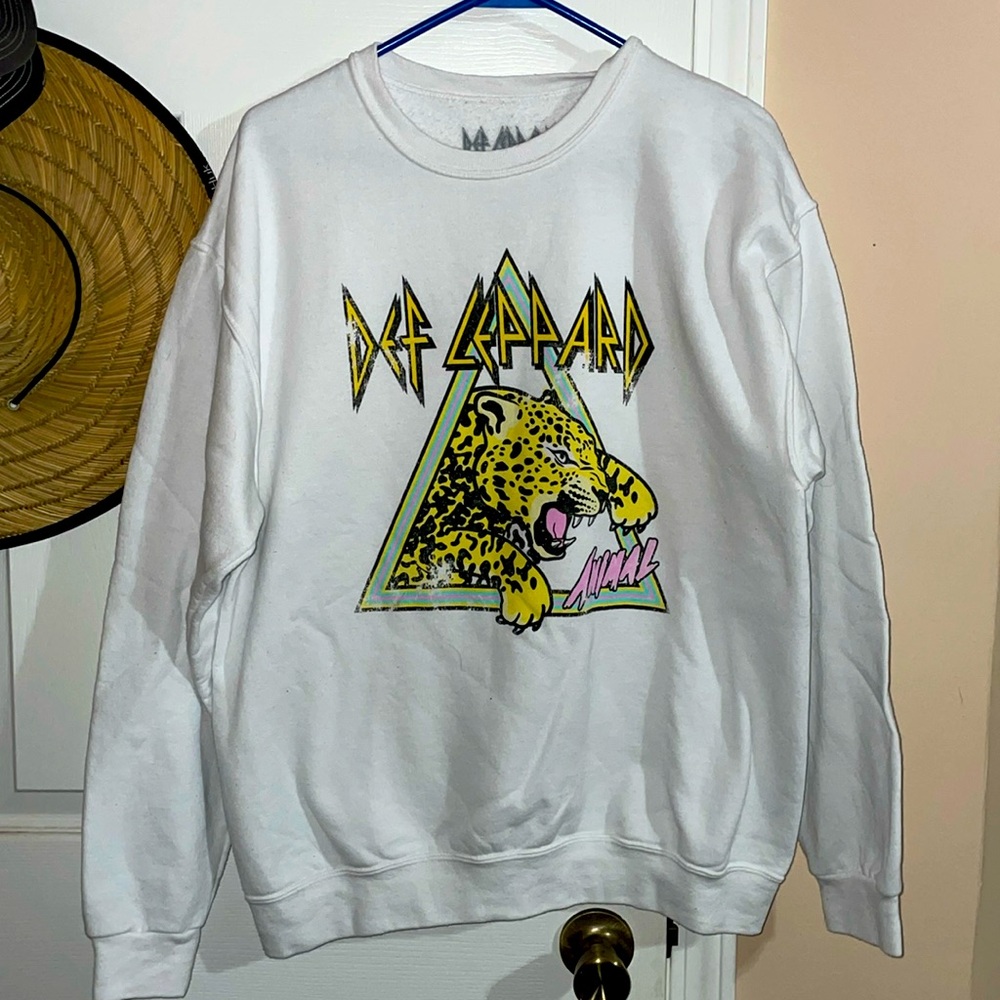 Def Leppard animal tiger white sweatshirt by goodie two sleeves M/L Large